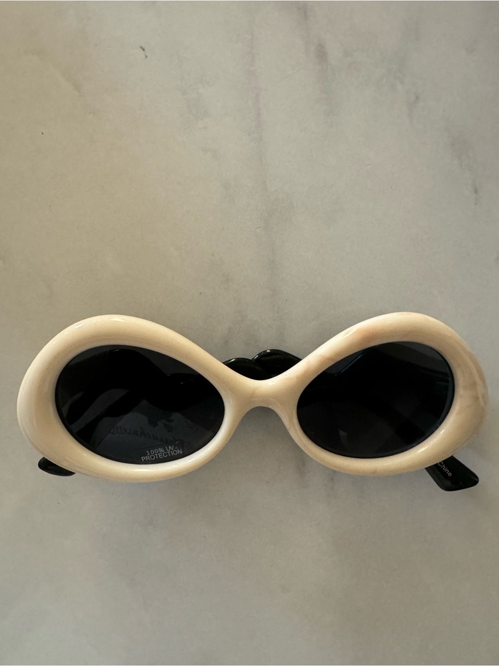 Cream Oval Retro Sunglasses for Women - Unbranded